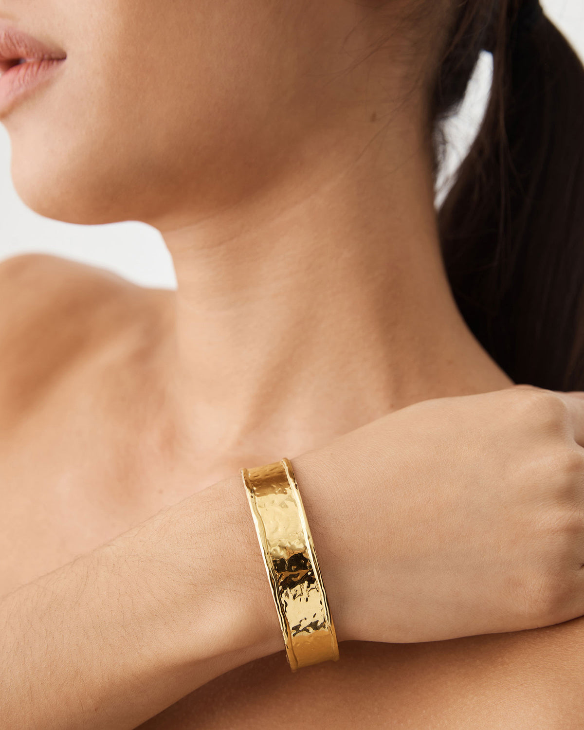 Isadora Cuff Bracelet in gold — fabric detail 2